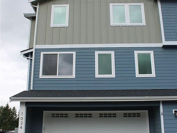 2nd image of 1024 N 8th St #C