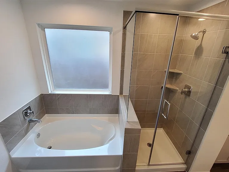 4901 Blue Beetle Ridge Dr — Photo 29