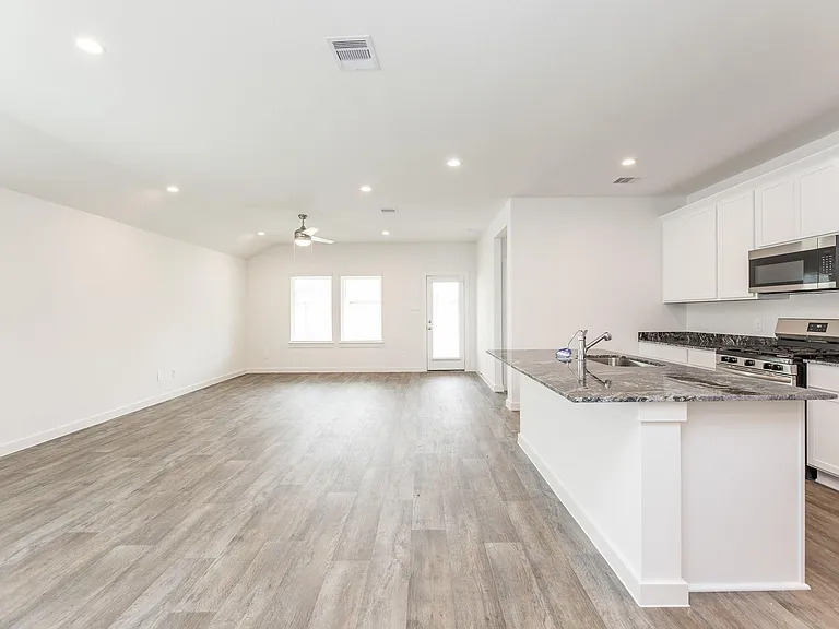 1711 Portorosso Dr — Photo 7