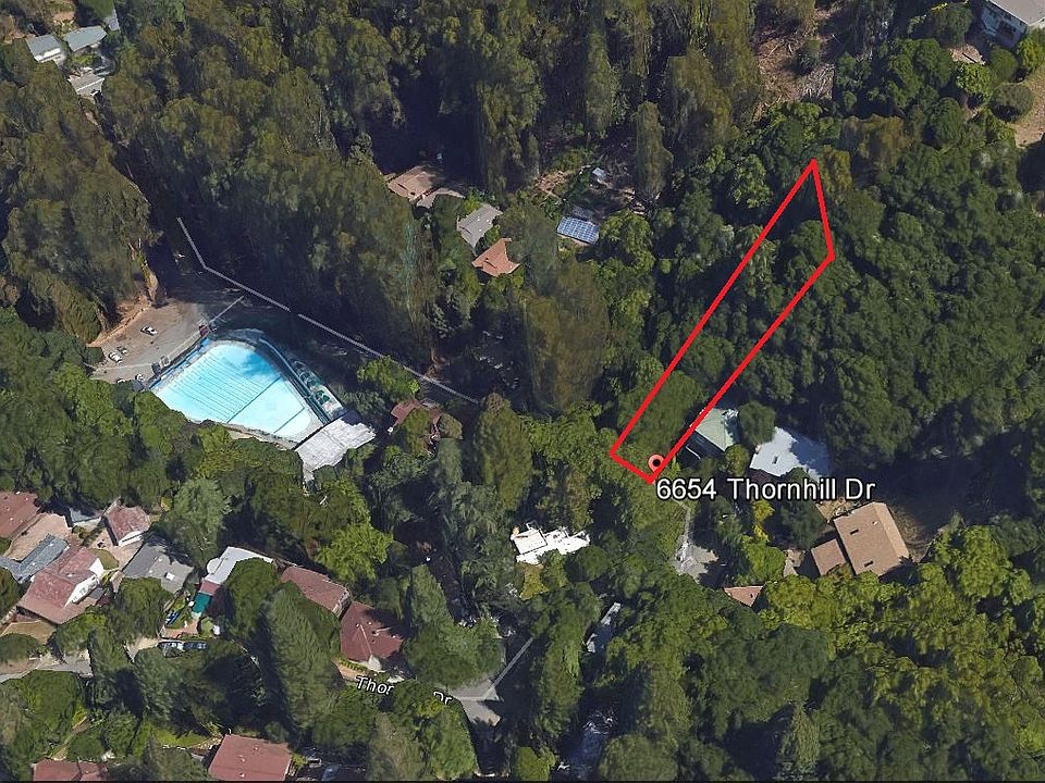 1st image of Thornhill Drive
