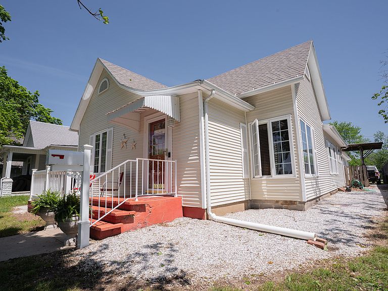 Listing photo 5