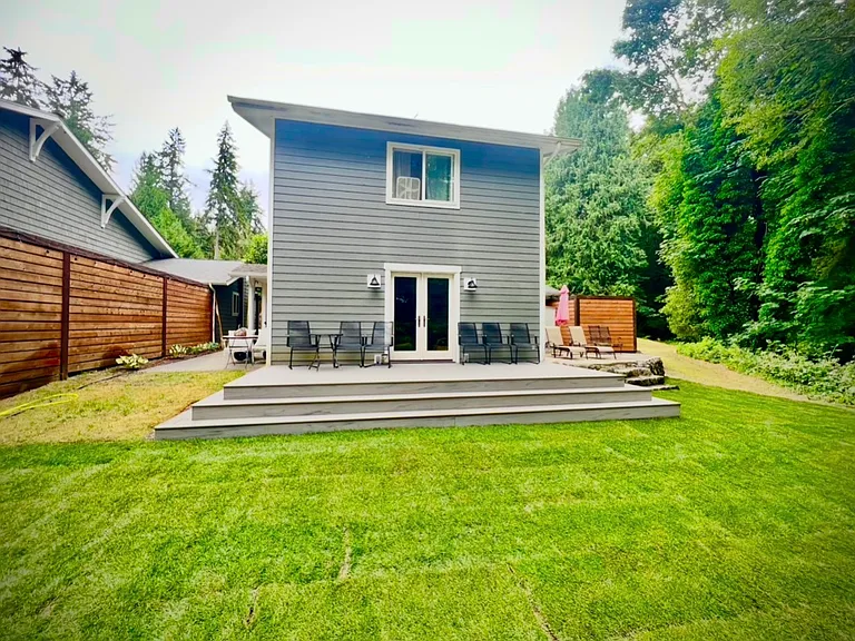 7075 NE Bay Hill Rd — Photo 54