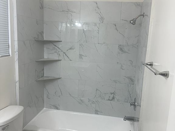 4th image of 11948 Burbank Blvd APT 12