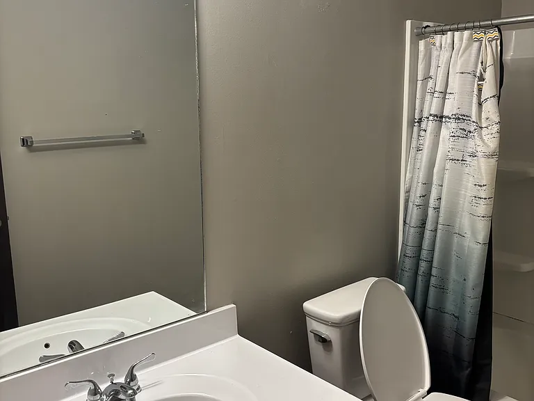 2445 Russell St #1 — Photo 2