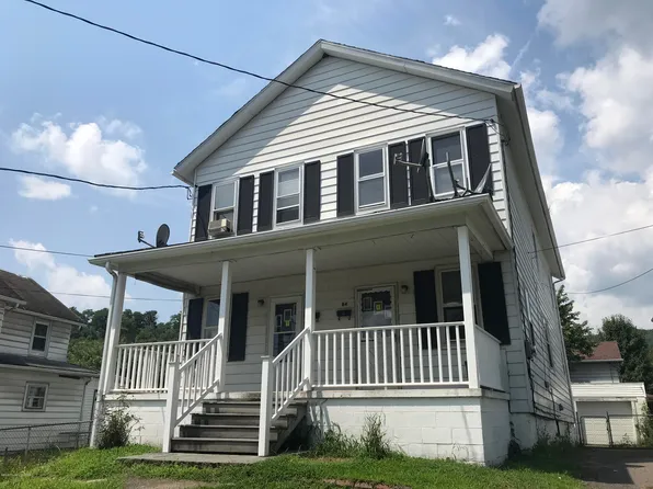 84 E State St, Larksville, PA 18704