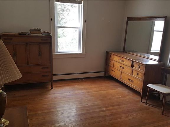 5th image of 62 Washington Ave N
