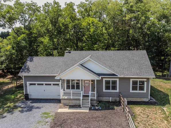 3077 Bowers Rd, Kearneysville, WV 25430