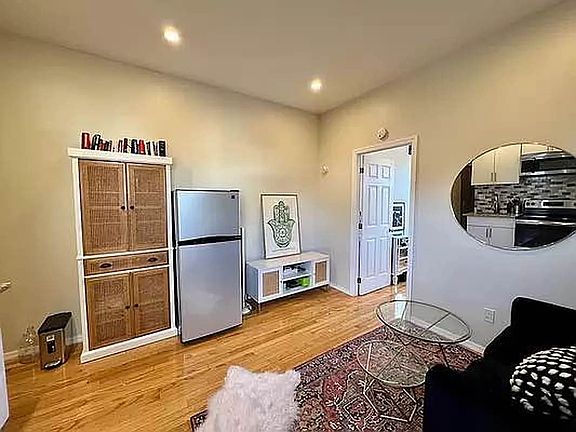 3rd image of 167 Mott St #7C