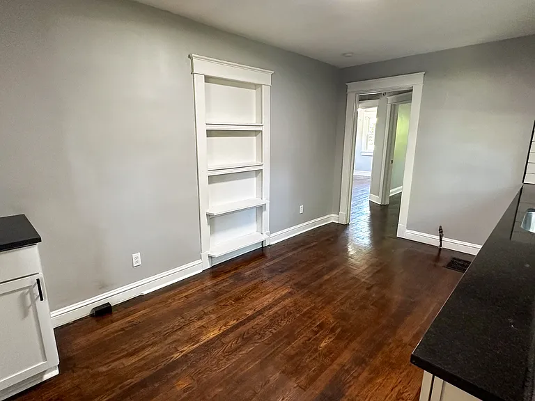 8001 Euclid Ave — Photo 9