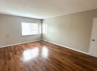 2208 Poinsettia Dr, San Diego, CA 92106