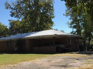 222 County Road 4104, Daingerfield, TX 75638
