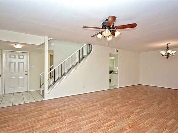 4th image of 8202 Loralinda Dr