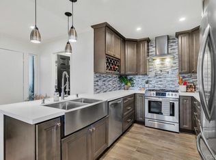 10727 Holly Meadows Dr, Santee, CA 92071