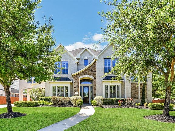 2nd image of 3506 Artesian Springs Ct
