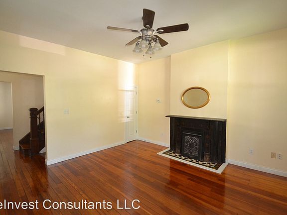 3rd image of 3305 Orion Ave