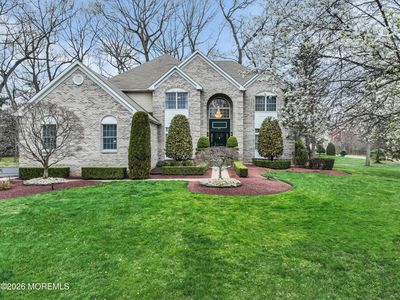 61 Lions Court, Freehold, NJ, 07728