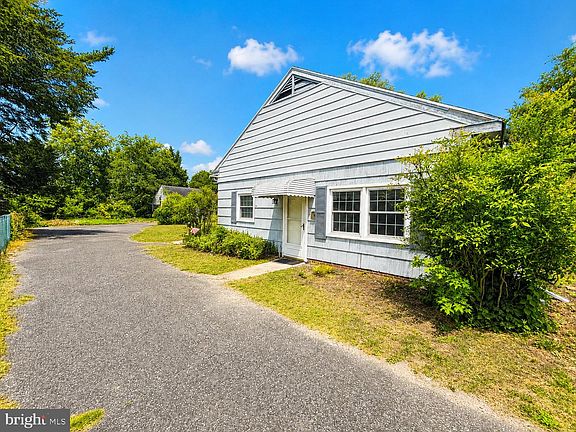 4th image of 304 Wyman Dr