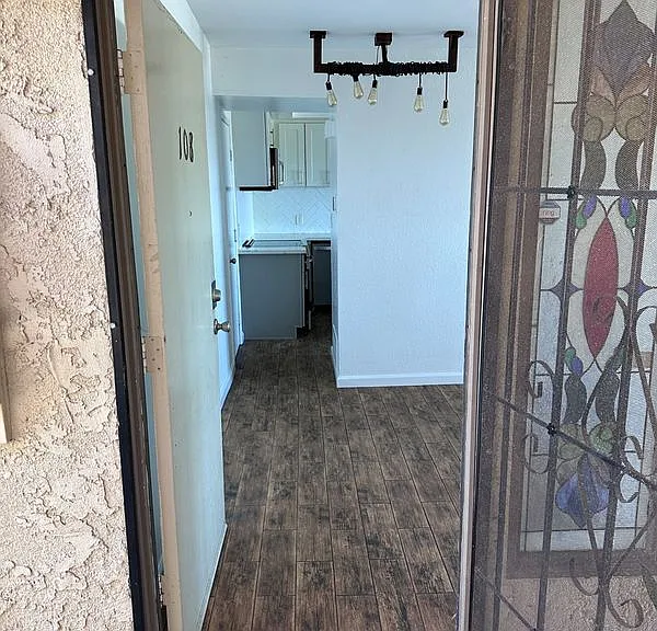 2503 E 21st St #108 — Photo 3
