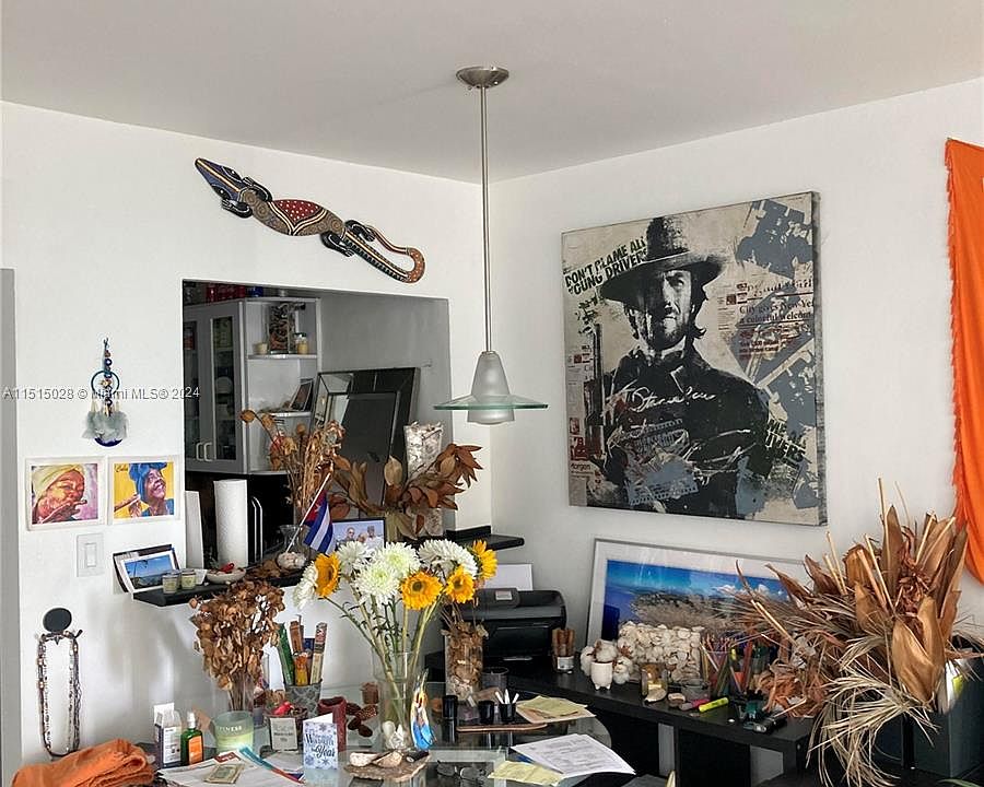 2nd image of 100 Lincoln Rd #540