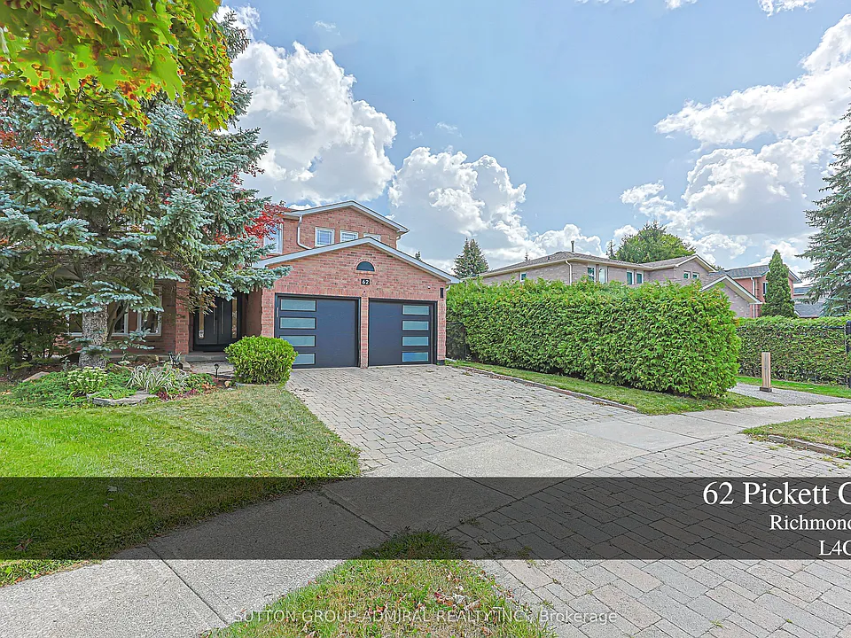 62 Pickett Cres