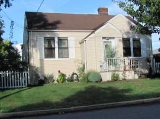 47 Sabo St, Carteret, NJ 07008