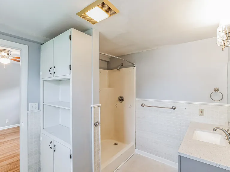 363 Carnation St — Photo 11
