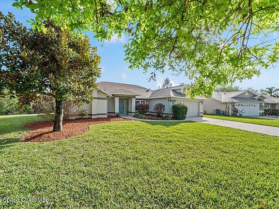 2nd image of 3112 Lago Vista Dr