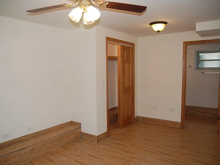 1535 West Addison — Photo 31