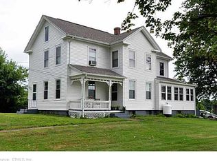 44 E St S, Suffield, CT 06078