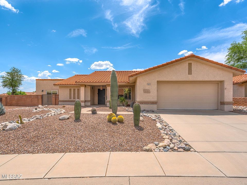 1st image of 14411 N Glen Hollow Pl