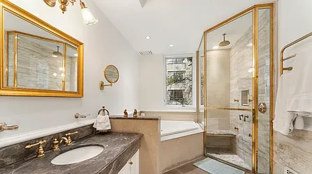 Rented by APT212 INC