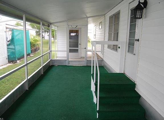 3rd image of 20761 Garden Dr