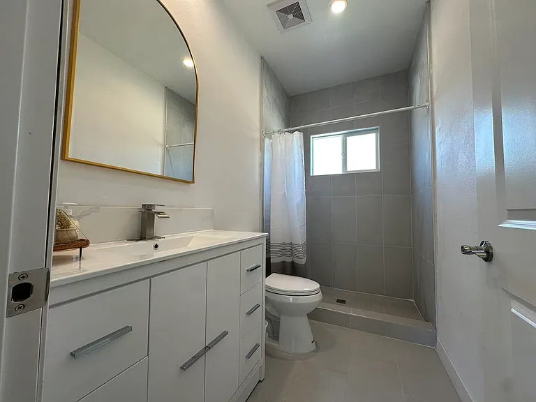 860 Adamsgrove Ave — Photo 12