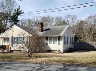 29 Greystone Ave, Dartmouth, MA 02747