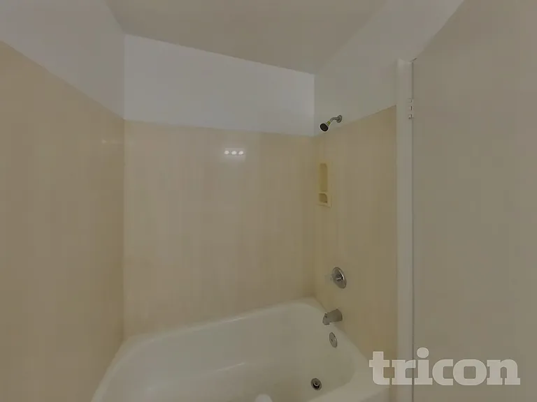 6219 W North Ln — Photo 12