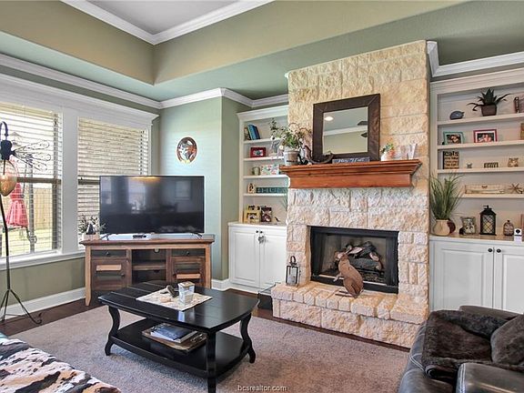 4th image of 2140 Chestnut Oak Cir
