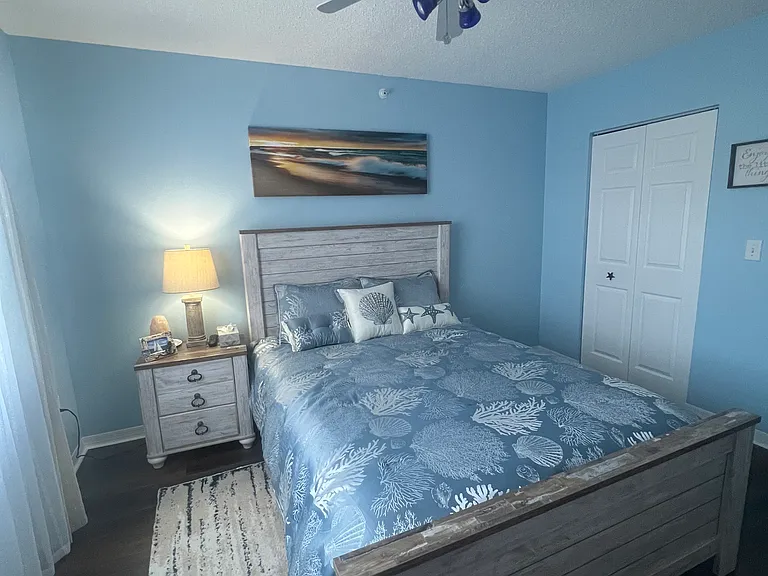 8960 Colonnades Ct E #938 — Photo 13