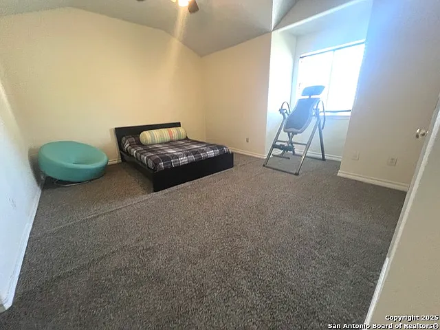 610 Renoir — Photo 19