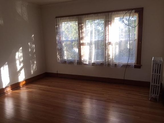 2nd image of 5450 W Barry Ave Floor 2