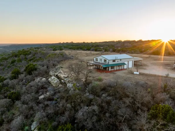 190 Private Road 935, Rochelle, TX 76872