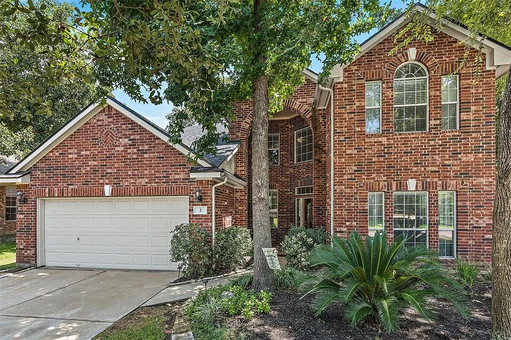 4 bed, 2.5 bath, 3425 sqft, $3,100 — Photo 4
