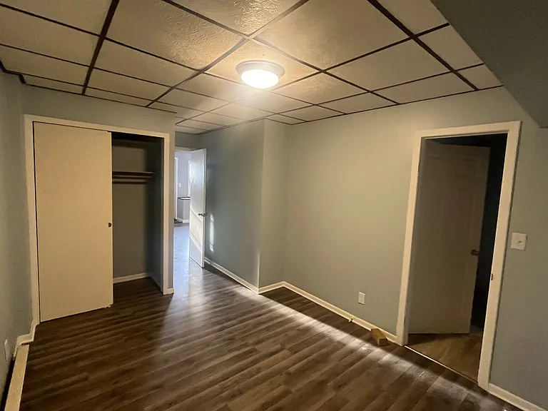 10390 S Mill St #101 — Photo 8