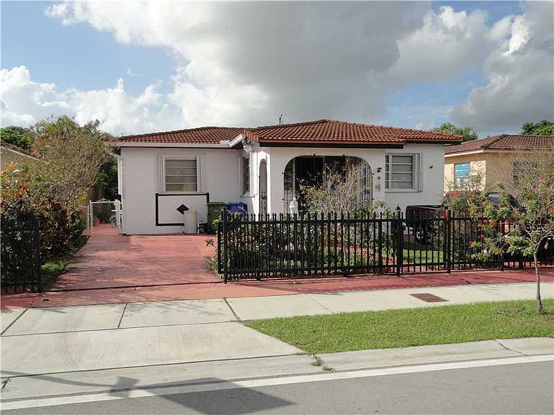 1st image of 80 NW 62nd Ave #1