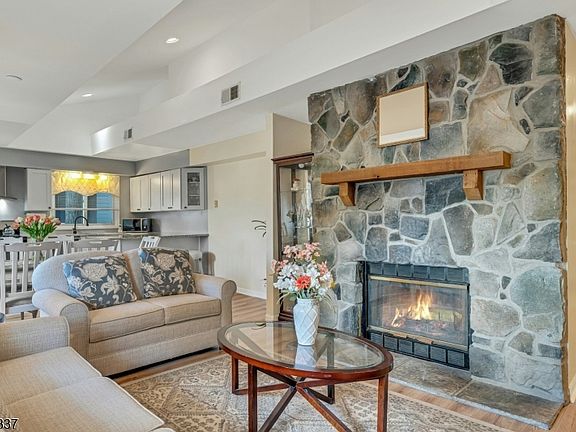 2nd image of 142-148 Main Ave #2-C