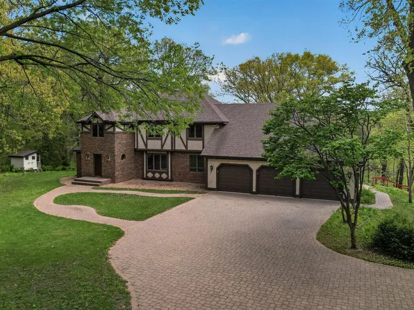 11801 Lockridge Ave S, Hastings, MN 55033