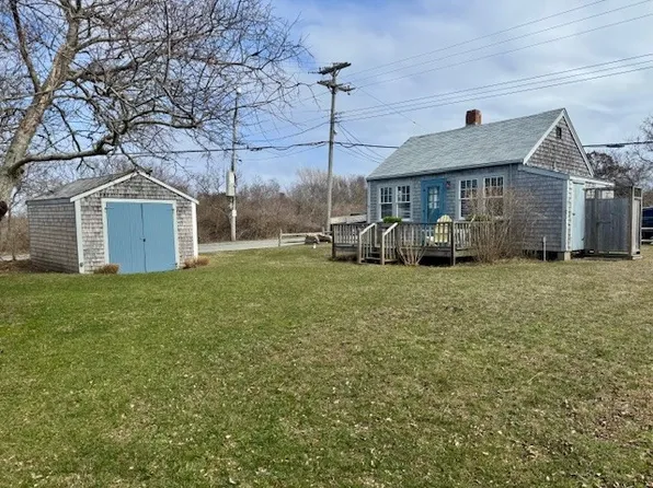 24 Washington Ave, Nantucket, MA 02554
