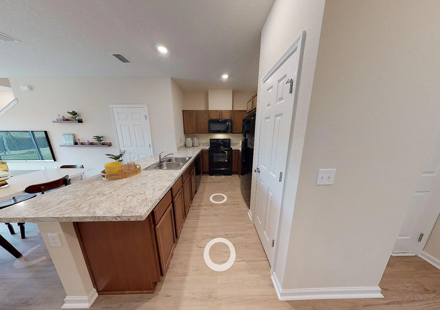 7162 Ambrosius Way — Photo 2
