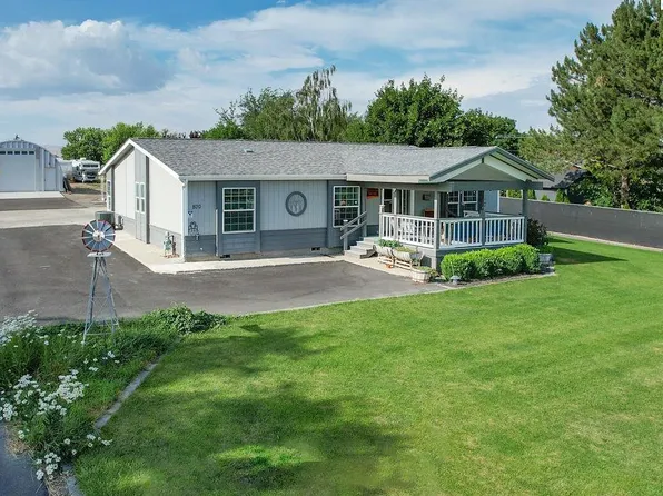 800 E South Hill Rd, Sunnyside, WA 98944