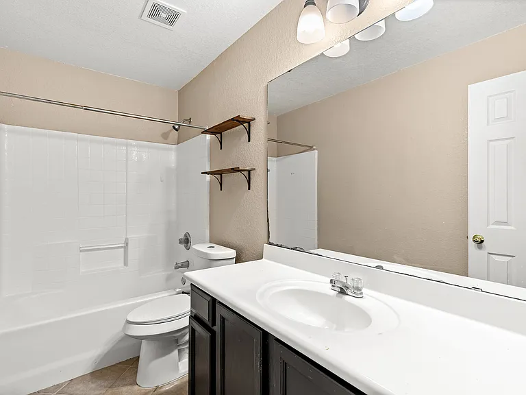 4401 Rance Ln — Photo 6