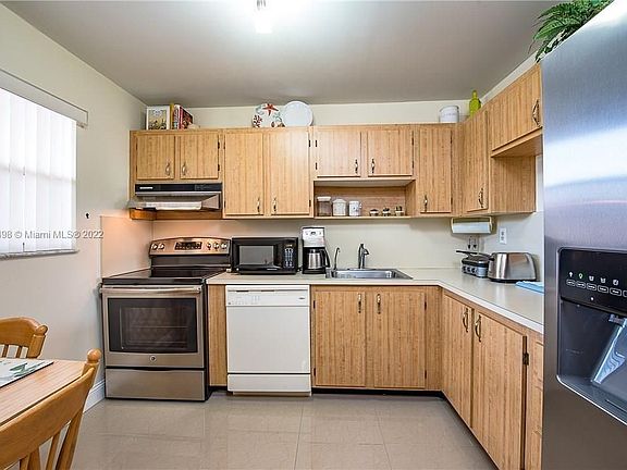 5th image of 6870 Royal Palm Blvd APT 203M